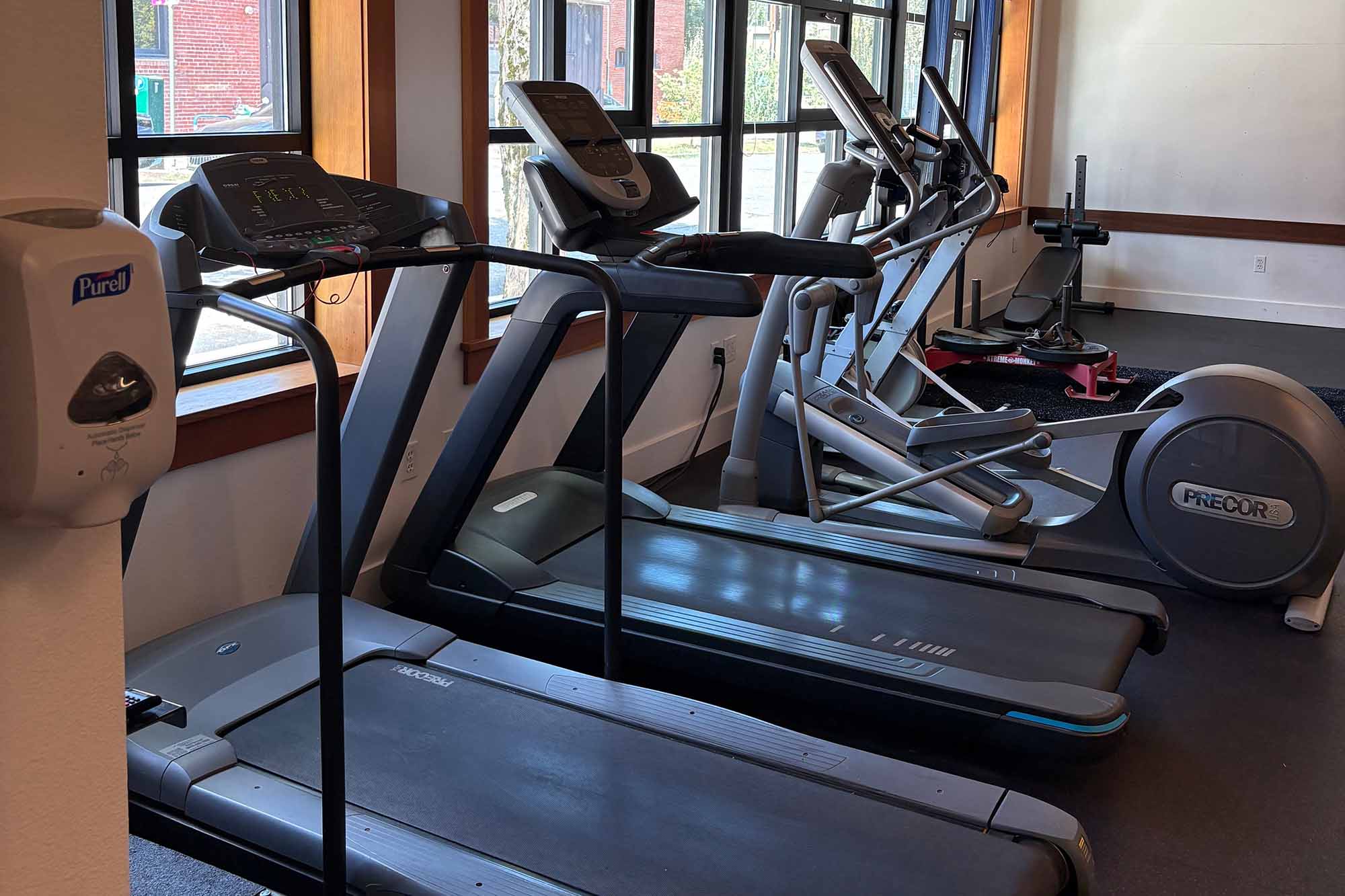 Energy Fitness Cardio Equipment - local gym in Portland Oregon